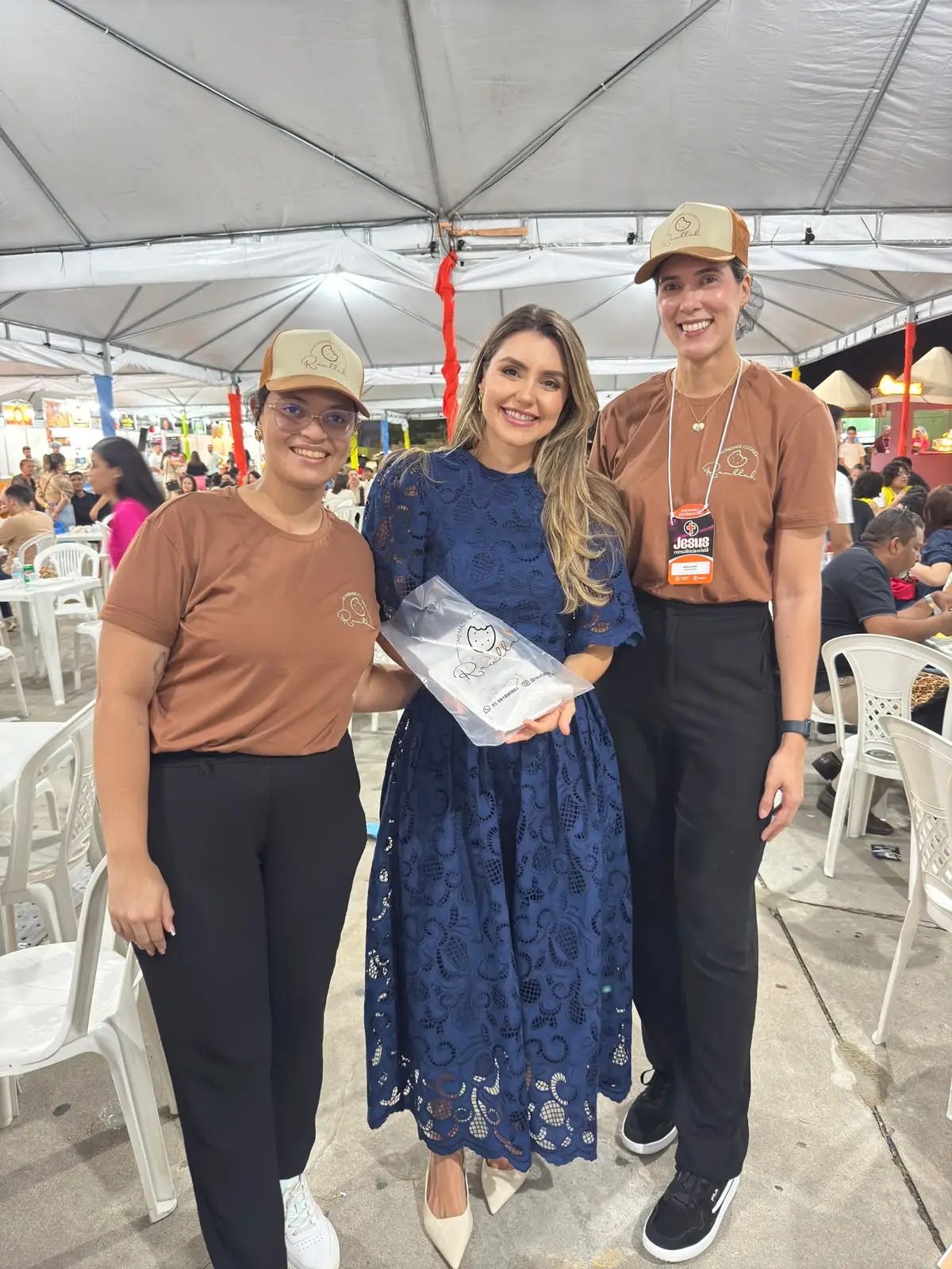 Clientes com a Raullah Cookies